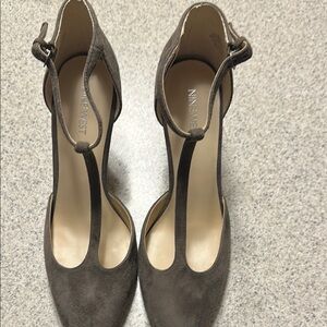 Nine West Taupe T-Strap Heels